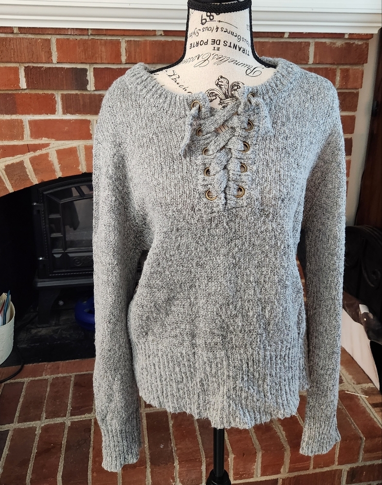 Gray long sleeve sweater by LOVE TREE.